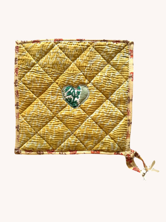 HEART POT HOLDER