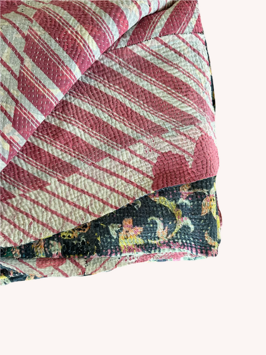 PRIME KANTHA QUILT - HIBISCUS LOVE