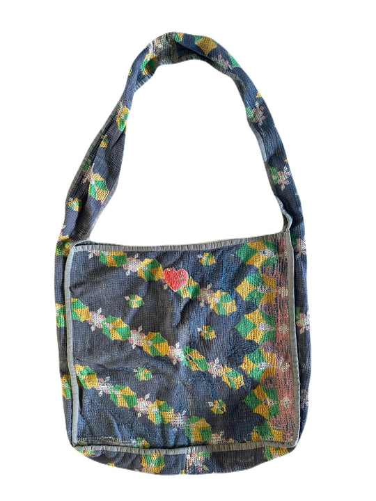 CROSSBODY KANTHA TOTE