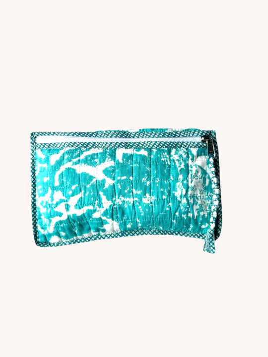 BEAUTY POUCH