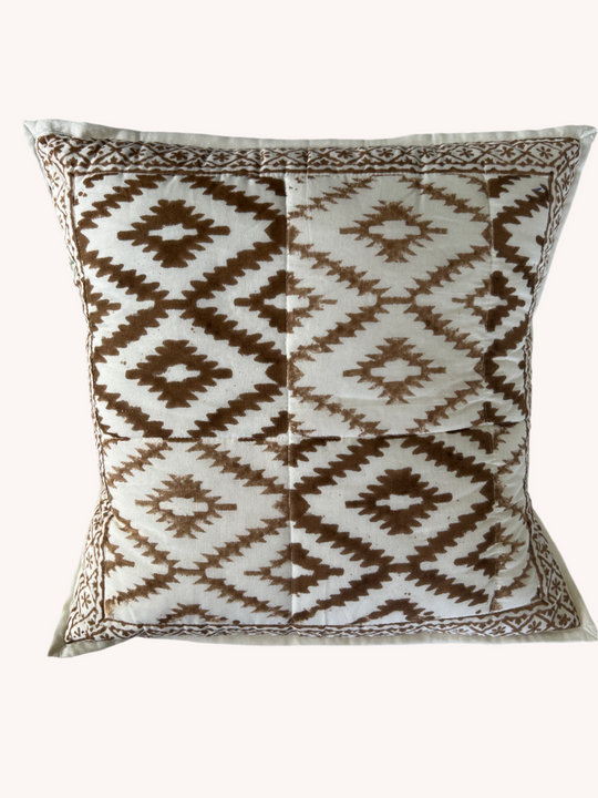Urth - 16" square quilted pillow cover