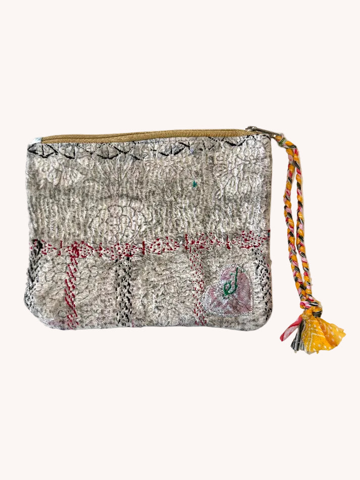 KANTHA WRISTLET