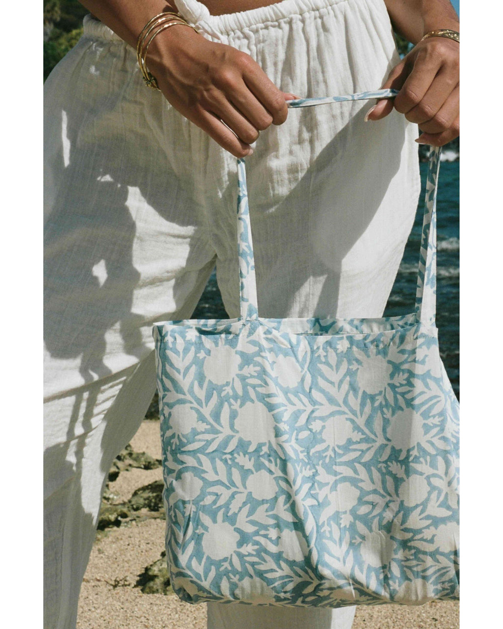 MARKET TOTE