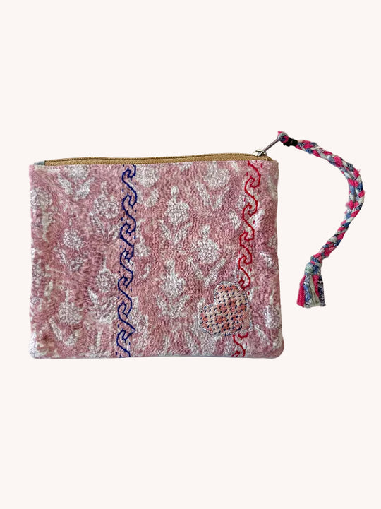 KANTHA WRISTLET