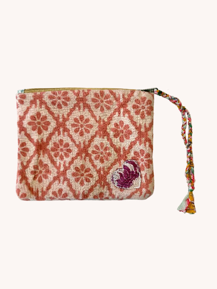 KANTHA WRISTLET