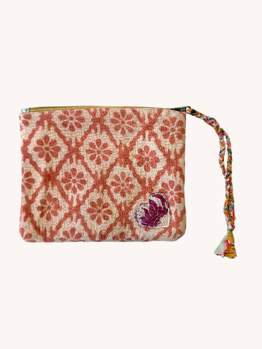 KANTHA WRISTLET
