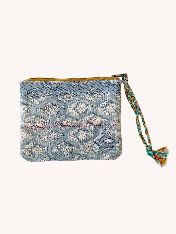 KANTHA WRISTLET