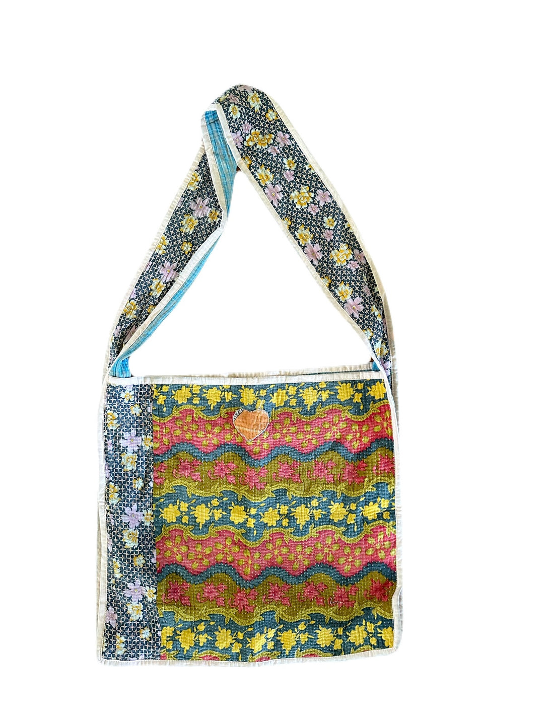 CROSSBODY KANTHA TOTE