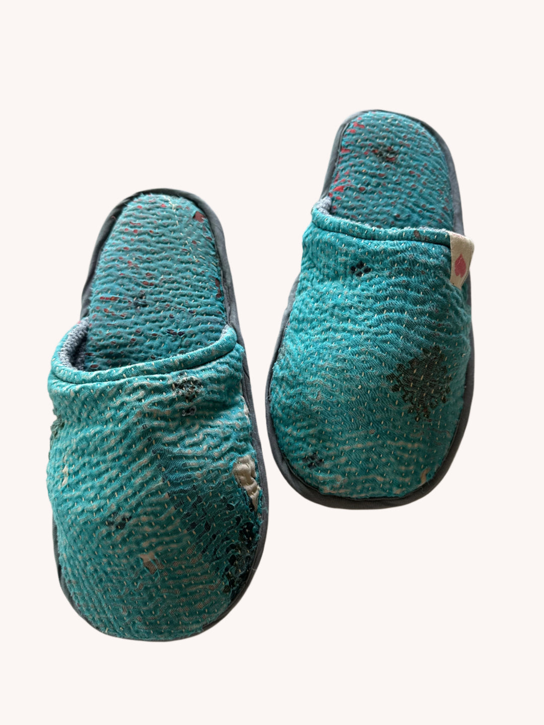 HAWAIIAN MOPPING SLIPPERS - MEDIUM