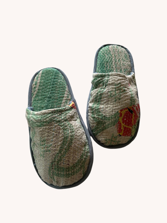 HAWAIIAN MOPPING SLIPPERS - MEDIUM
