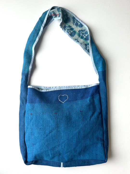 CROSSBODY KANTHA TOTE