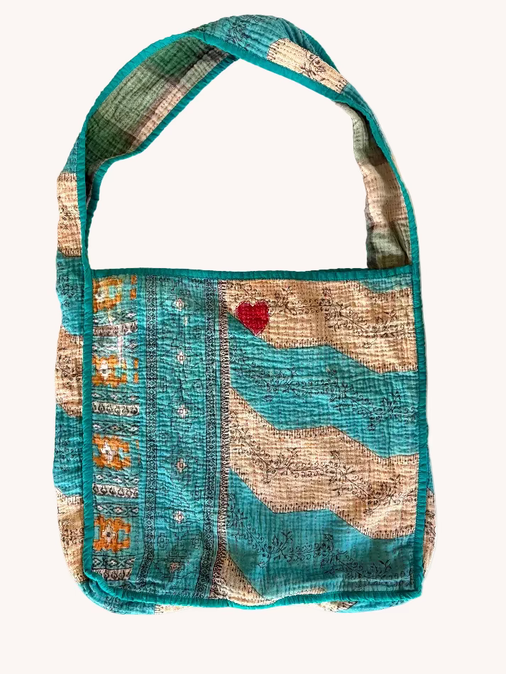 CROSSBODY KANTHA TOTE