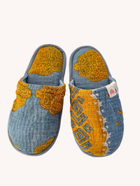 HAWAIIAN MOPPING SLIPPERS - MEDIUM