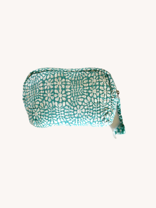 TRAVEL POUCH