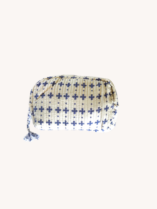TRAVEL POUCH