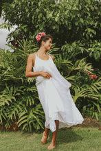 Load image into Gallery viewer, white - maxi dress
