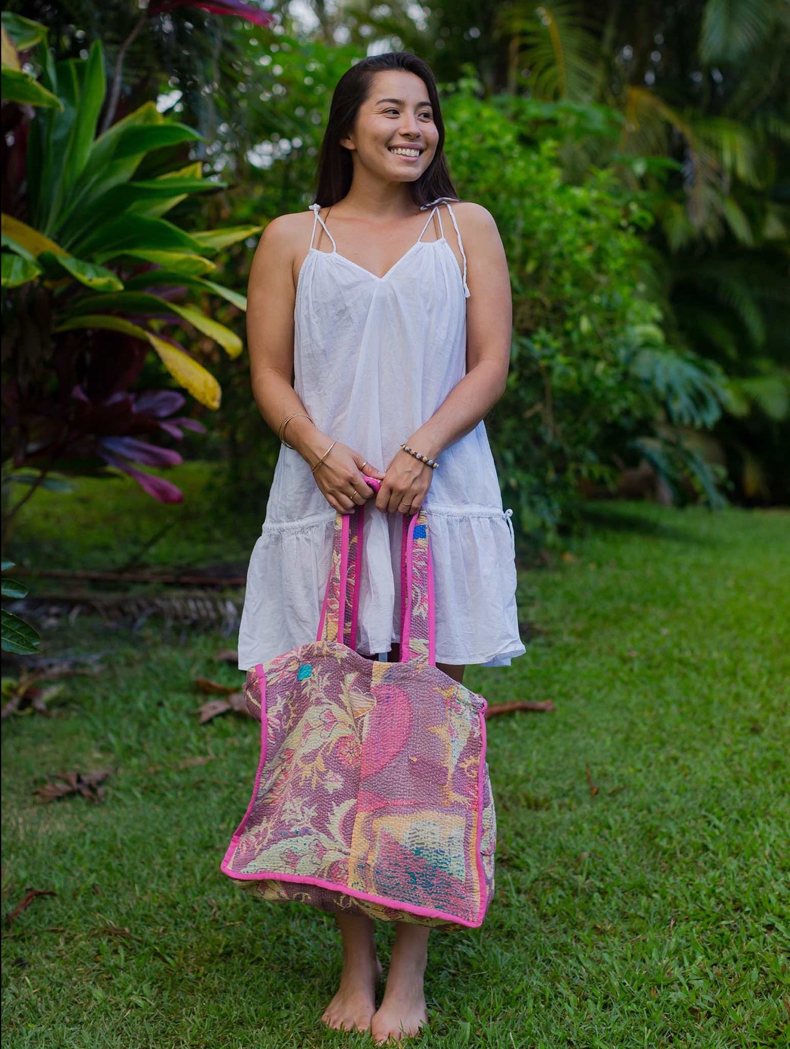 KANTHA TOTE – bytheseacompany